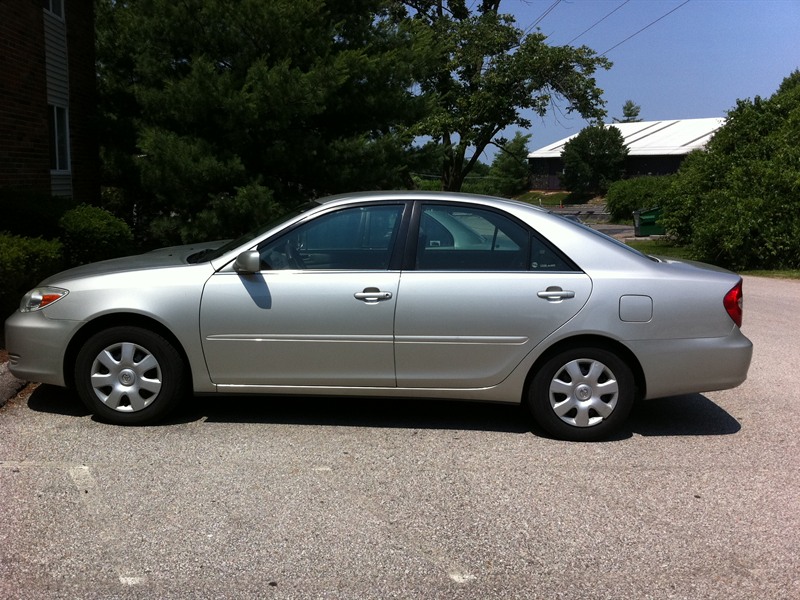 Toyota Camry 2004 -