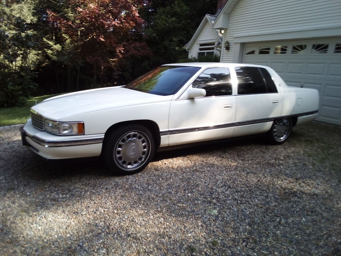 1996 Cadillac DeVille for sale by owner in Stafford Springs