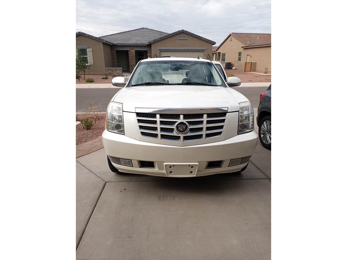 2007 Cadillac Escalade for sale by owner in Maricopa