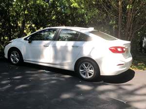 Chevrolet Cruze for sale by owner in Canfield OH