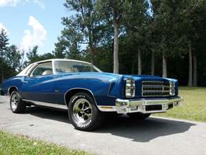 1976 Chevrolet Monte Carlo with Blue Exterior