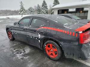 Dodge Charger for sale by owner in Kingsford Heights IN