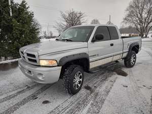 2001 Dodge Ram 1500 with Silver Exterior
