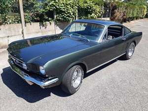 Green 1965 Ford MUSTANG FASTBACK
