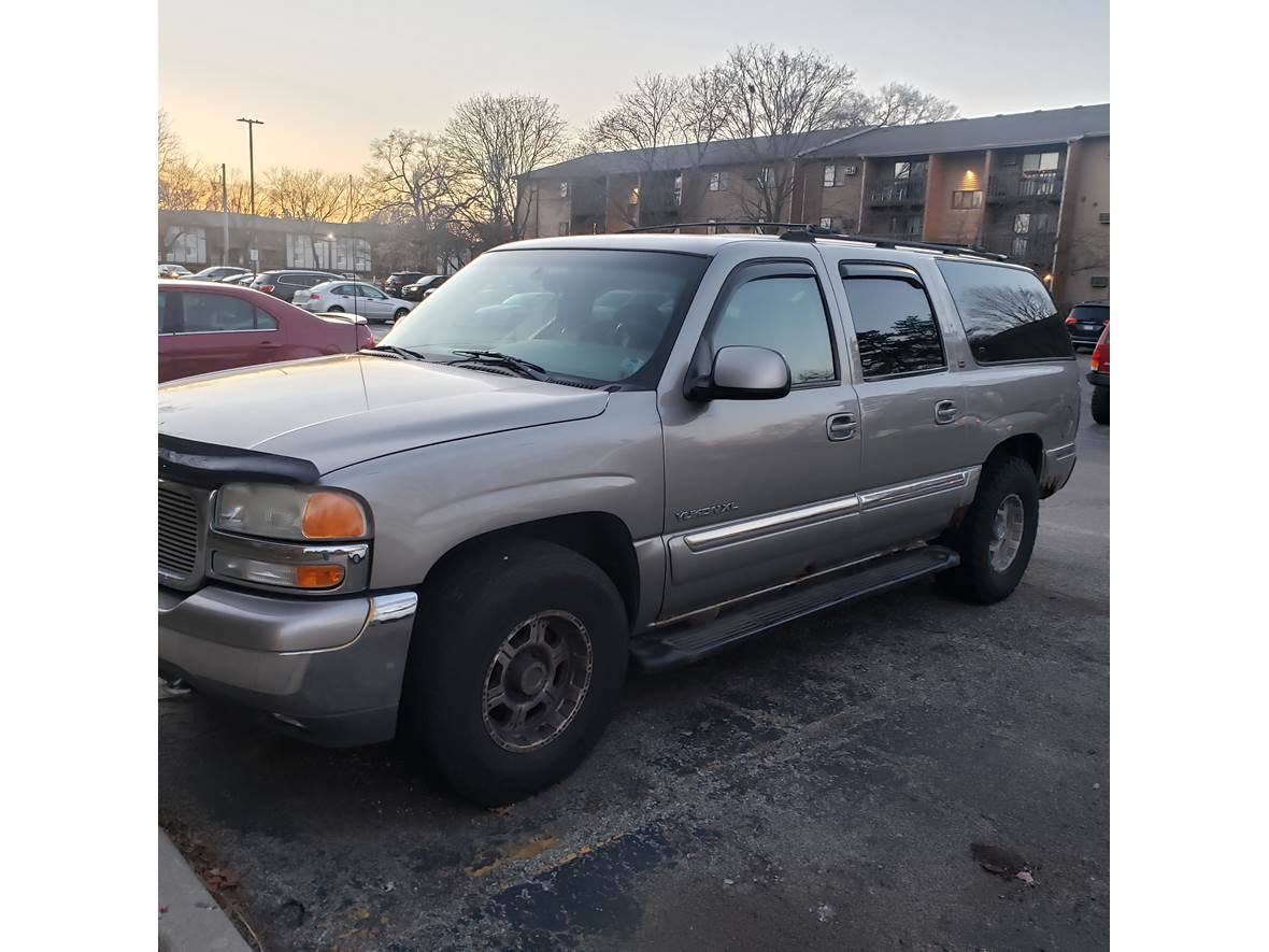 2000 GMC Yukon XL for sale by owner in Crystal Lake