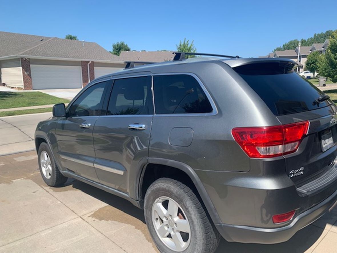 2012 Jeep Grand Cherokee L for sale by owner in Minneapolis