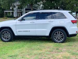 2022 Jeep Grand Cherokee WK with White Exterior