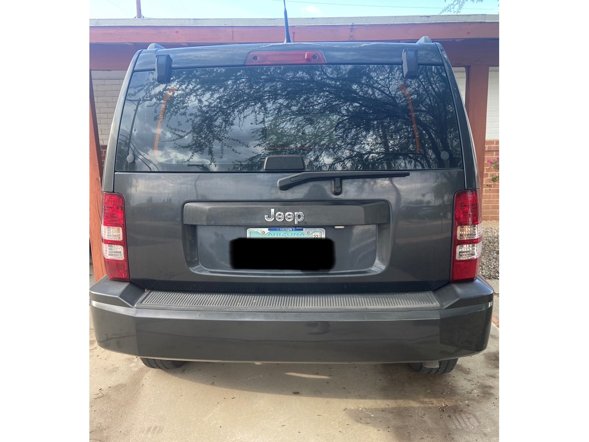 2011 Jeep Liberty for sale by owner in Tucson