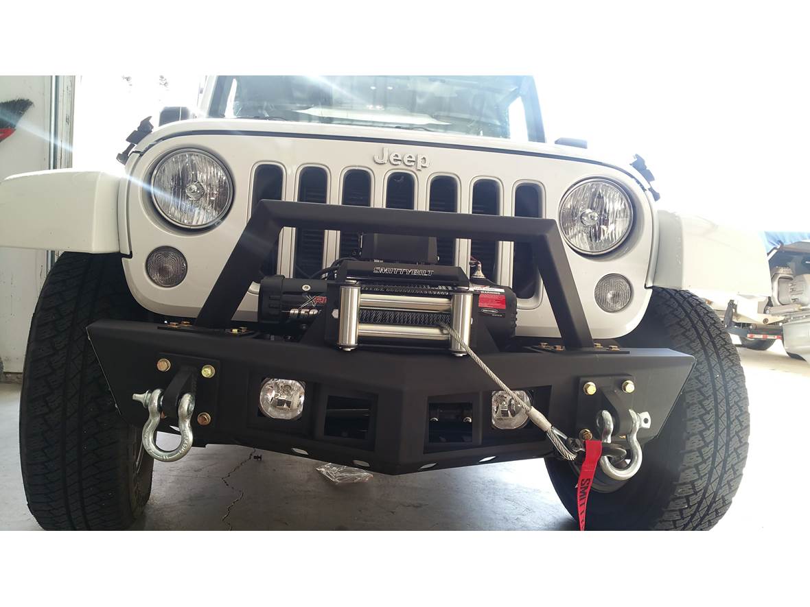 2016 Jeep Wrangler Unlimited for sale by owner in La Quinta
