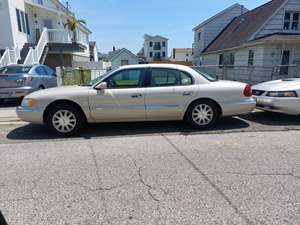 Beige 2002 Lincoln Continental