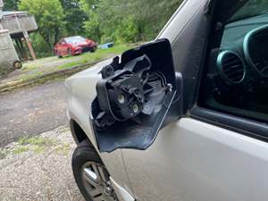 Mercury Mountaineer for sale by owner in Pittsburgh PA