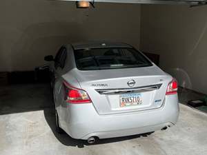 2013 Nissan Altima with Silver Exterior