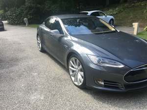 2013 Tesla Model S with Gray Exterior