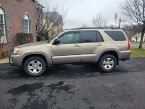 2006 Toyota 4Runner with Gold Exterior
