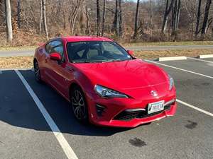 2017 Toyota 86 with Red Exterior