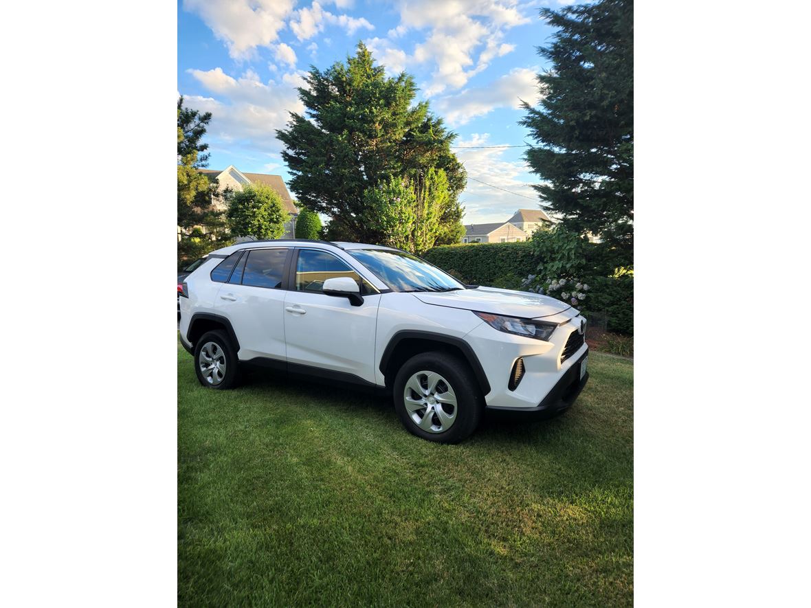 2019 Toyota Rav4 for sale by owner in South Yarmouth