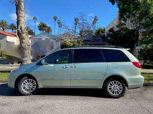 Toyota Sienna for sale by owner in Beverly Hills CA