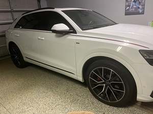 White 2021 Audi Q8