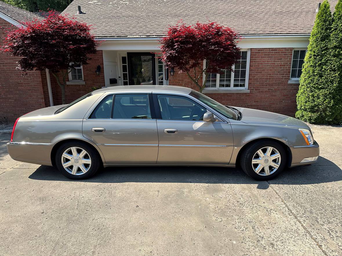 2007 Cadillac DTS for sale by owner in Hammond