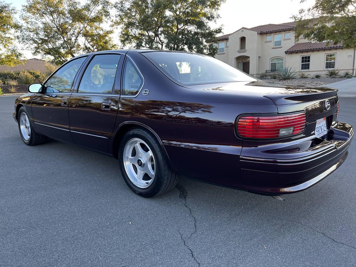 1995 Chevrolet Impala for sale by owner in Pittsburg