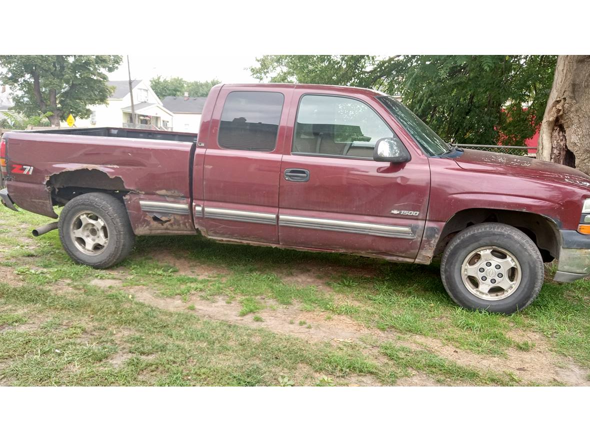 1999 Chevrolet Silverado 1500 Crew Cab for sale by owner in Detroit
