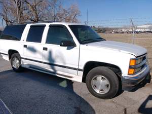 Chevrolet Suburban for sale by owner in Carter Lake IA