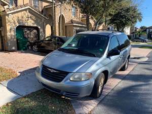 Chrysler Town & Country for sale by owner in Miami FL