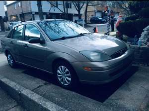 Gold 2003 Ford Focus