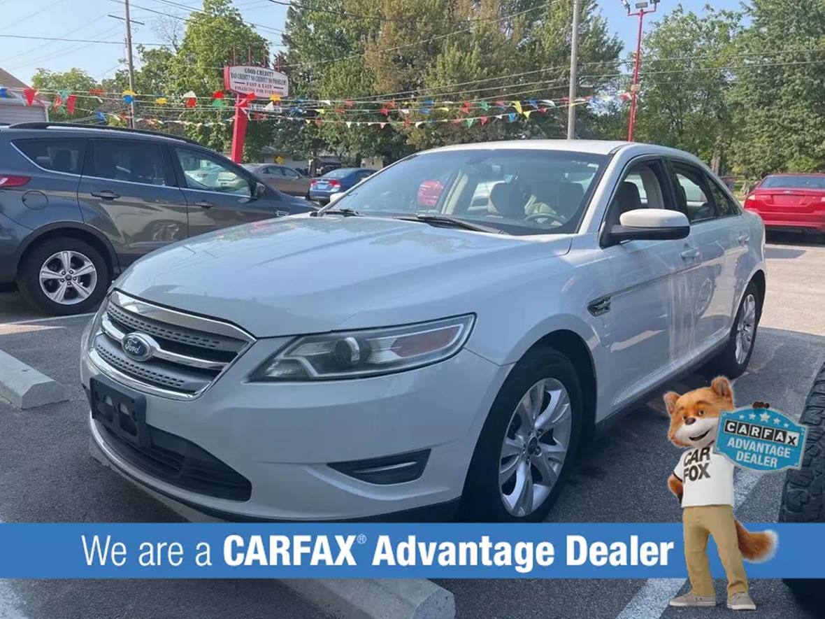 2011 Ford Taurus for sale by owner in Lorain