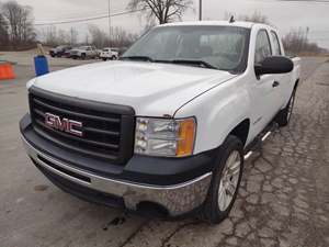 GMC Sierra 1500 Classic for sale by owner in Sterling Heights MI
