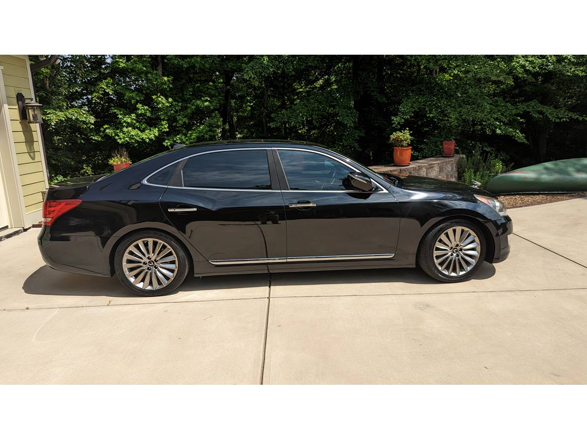 2014 Hyundai Equus for sale by owner in Charlotte