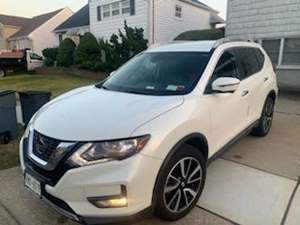 Nissan Rogue SL for sale by owner in Freeport NY