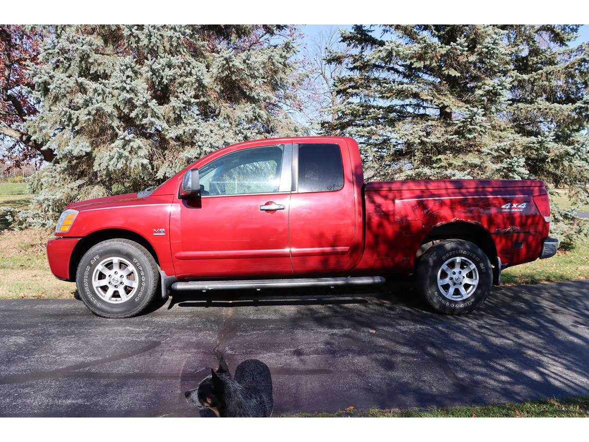 2004 Nissan Titan LE for sale by owner in Findlay