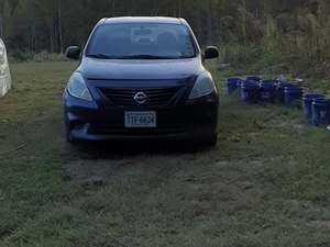 Nissan Versa for sale by owner in South Boston VA