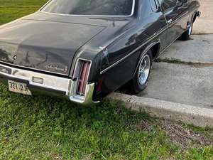 1983 Oldsmobile Cutlass with Black Exterior