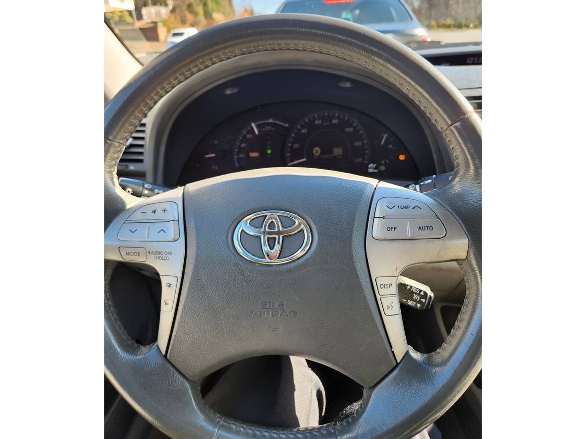 2007 Toyota Camry Hybrid for sale by owner in Great Falls