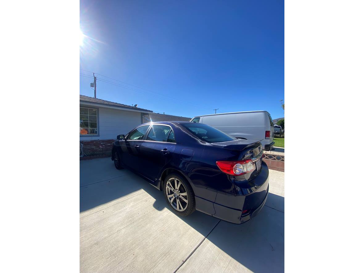 2011 Toyota Corolla for sale by owner in Ventura