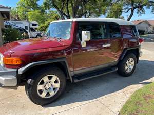 2008 Toyota Fj Cruiser with Red Exterior