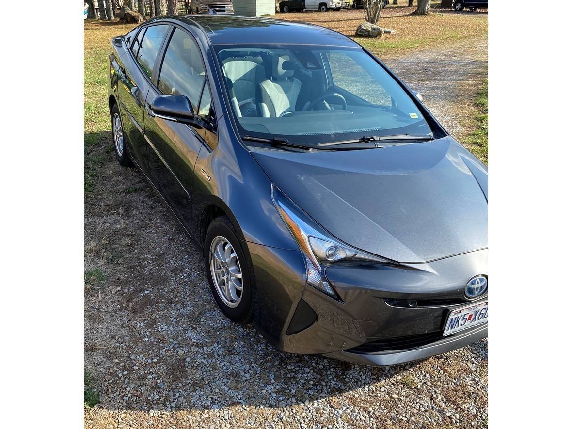 2017 Toyota Prius for sale by owner in West Plains