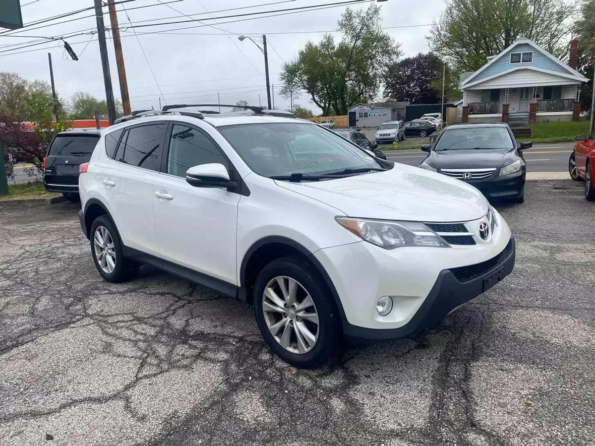 2013 Toyota Rav4 for sale by owner in Akron