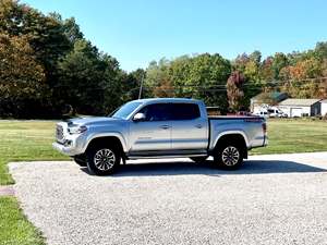 Toyota Tacoma for sale by owner in Bloomington IN