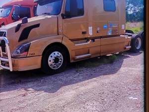 Volvo 780 for sale by owner in Knoxville TN