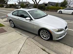 Silver 2009 BMW 328i Coupe