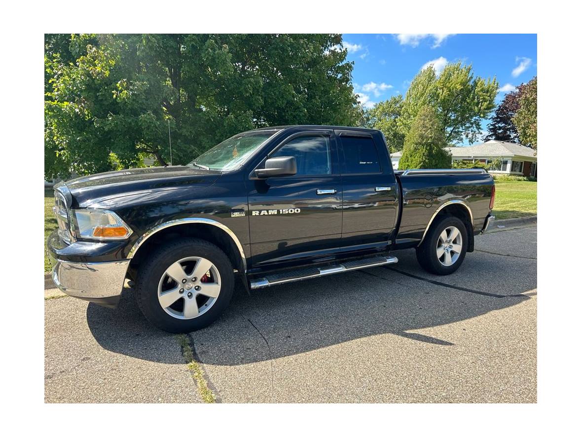 2012 Dodge Ram 1500 for sale by owner in Detroit