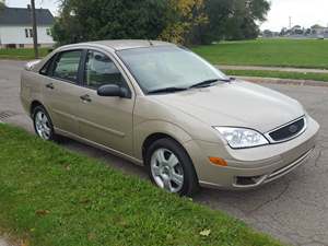 Gold 2006 Ford Focus