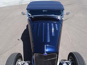 Silver 1932 Ford Roadster