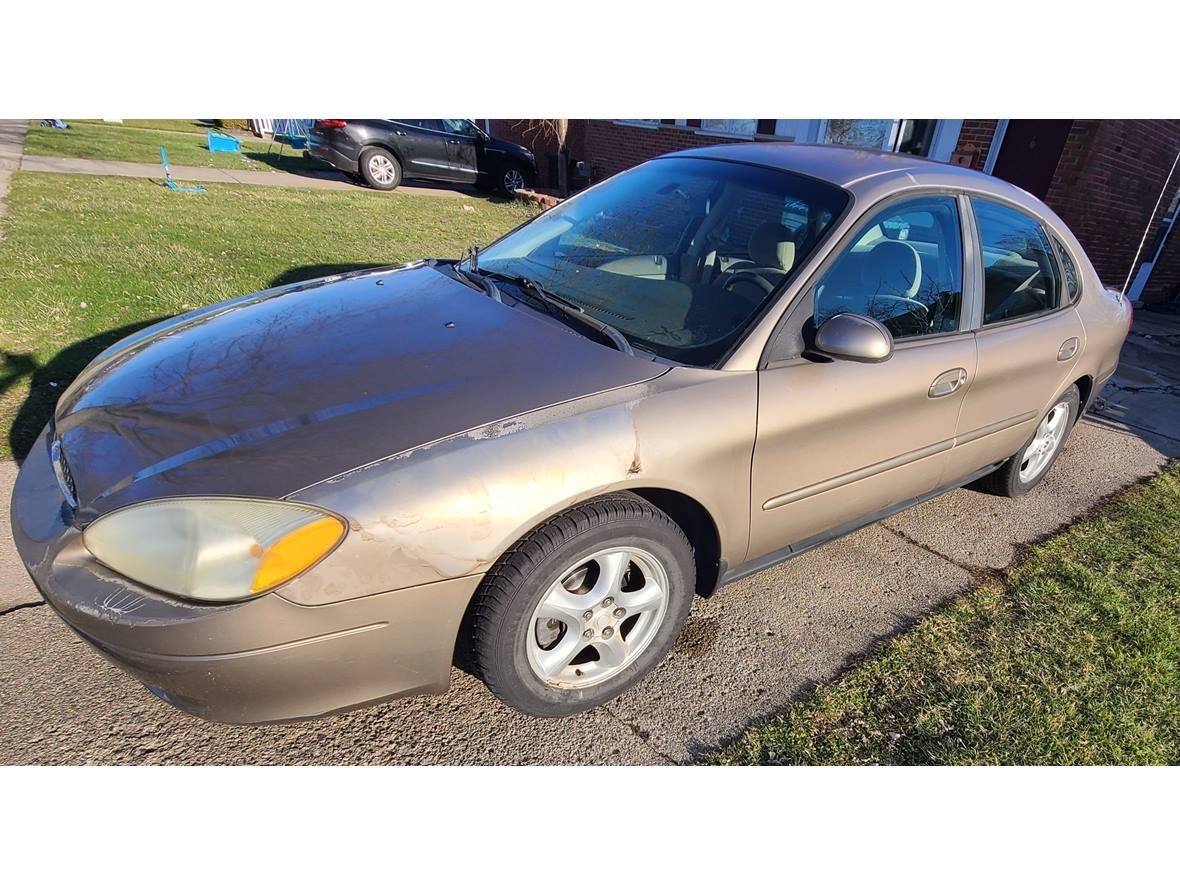 2002 Ford Taurus for sale by owner in Westland