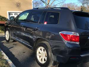 Toyota Highlander for sale by owner in East Northport NY