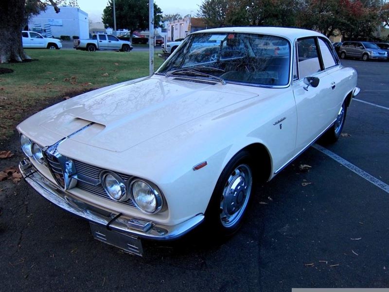 1966 Alfa Romeo 2600 Sprint for sale by owner in Santa Ana