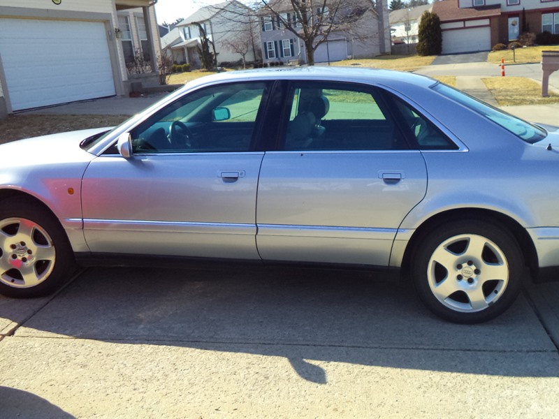 1999 Audi A8 for sale by owner in REYNOLDSBURG